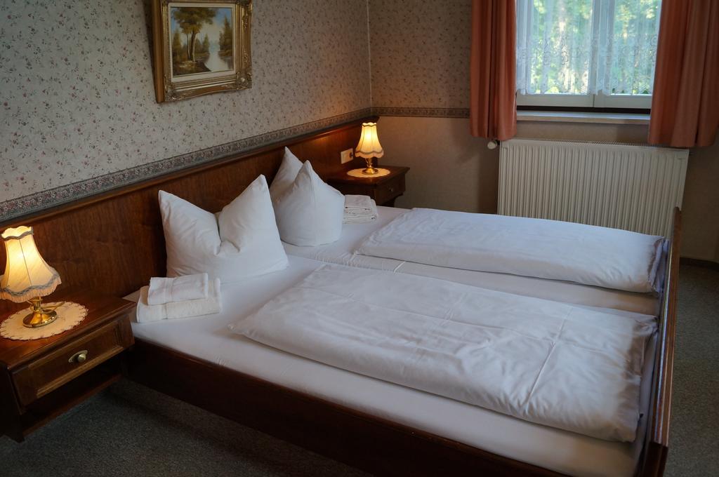 Braugasthof Papiermuehle Ена Номер фото